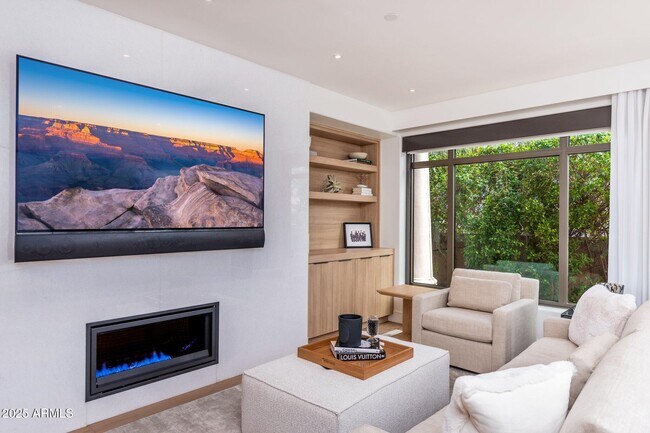 Photo - 7175 E Camelback Rd Unidad 109