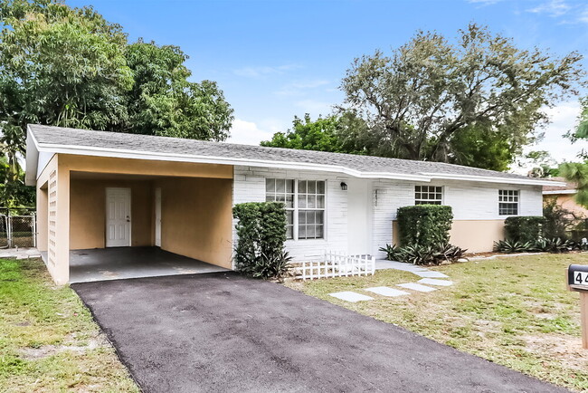 Photo - 4420 N Shore Dr