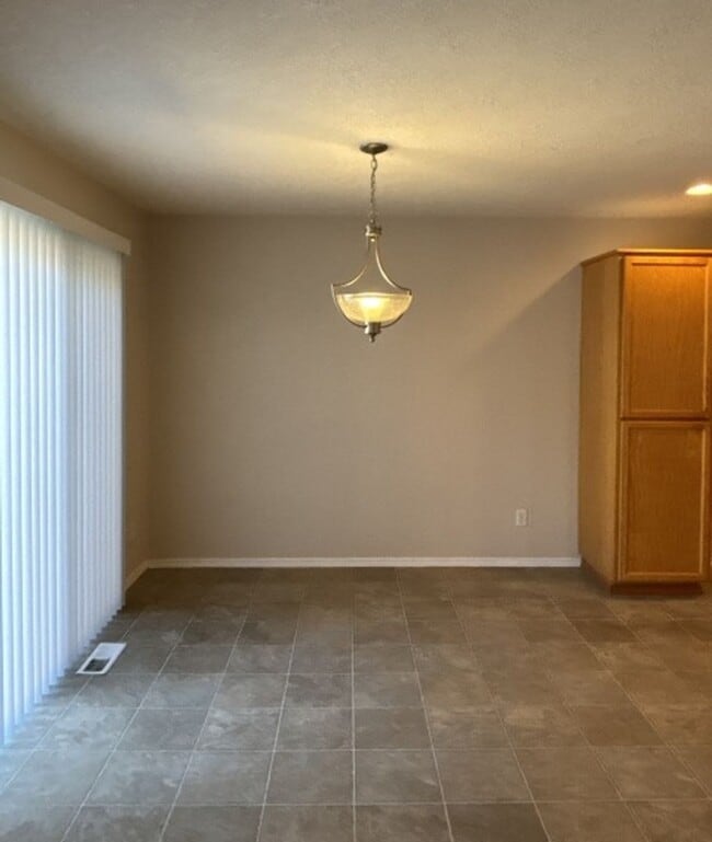 Photo - 3Bd/2Ba Single Story Home - Available to V...