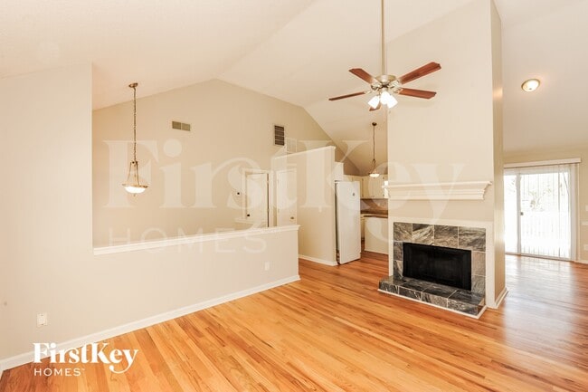 Photo - 382 Scenic Ln