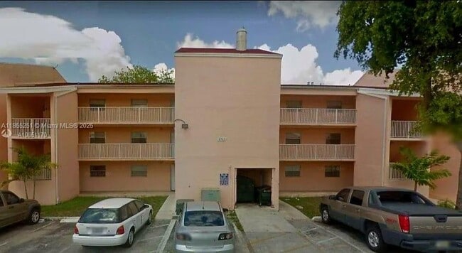 Building Photo - 8460 SW 154th Cir Ct Unit 130 Rental