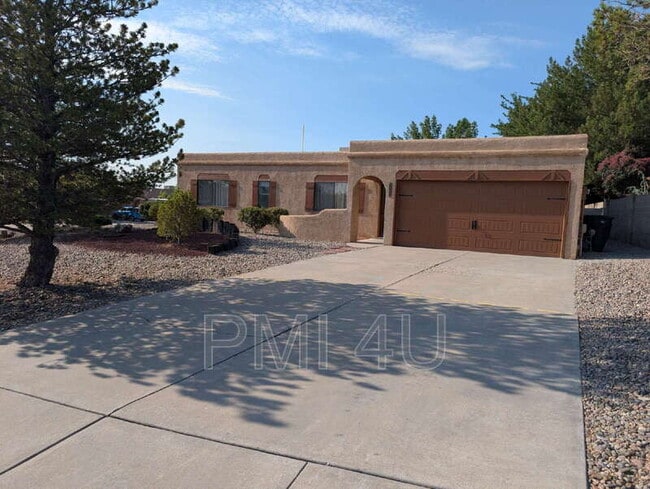 Building Photo - 4800 Choctaw Trail NW