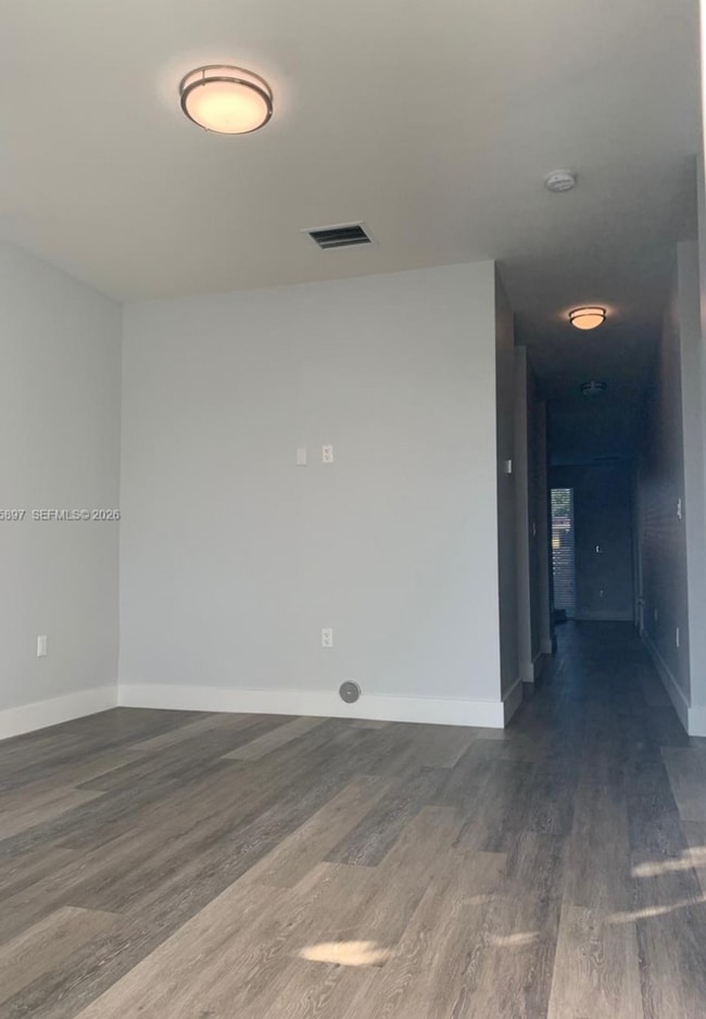 Photo - 803 E 28th St