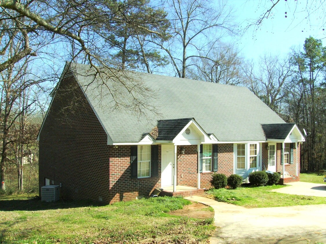 Photo - 1026 Cherry Hills Ct (Athens, GA)