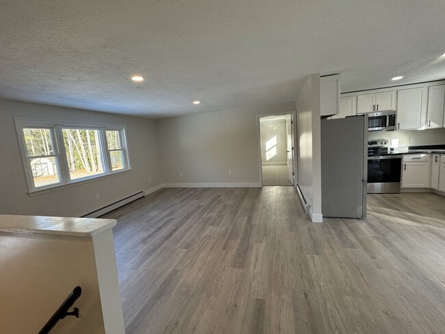 Living Room - 10 Nutting Rd