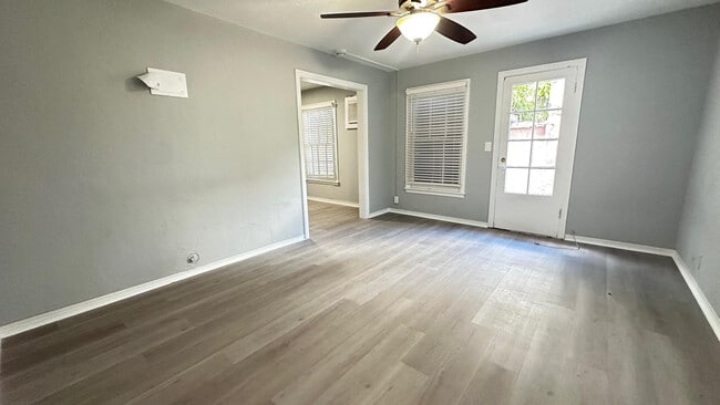 Photo - 325 N Federal Hwy Unit 2