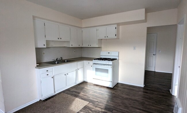 Photo - 712 Catherine Ave