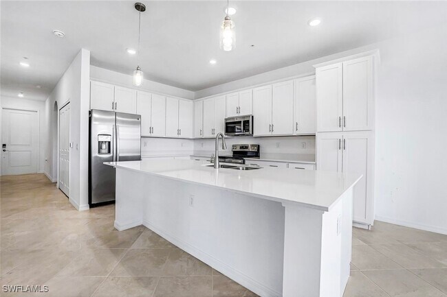 Photo - 5715 Double Eagle Cir Unidad 4415