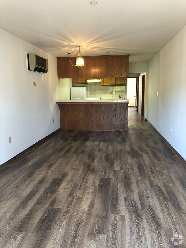 Building Photo - Los Caballeros #314 B Unit 314B Rental