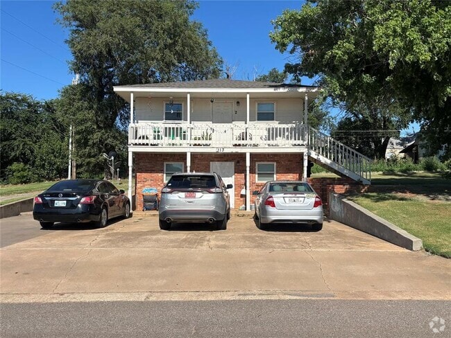 Building Photo - 113 N 5th St Rental