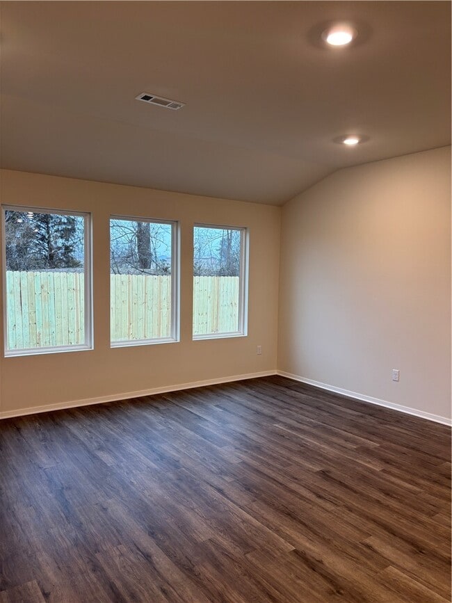 Photo - 6608 NW Altus St