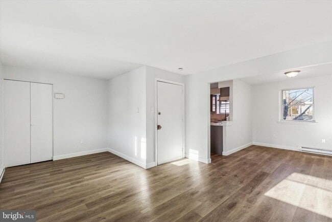 Photo - 329 Buttonwood St