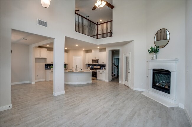1304 Wildflower Wy