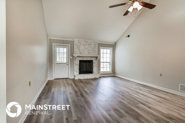 Photo - 3890 Birchshade Cove