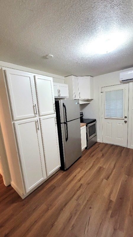 Photo - 2100 Hill Top Ct