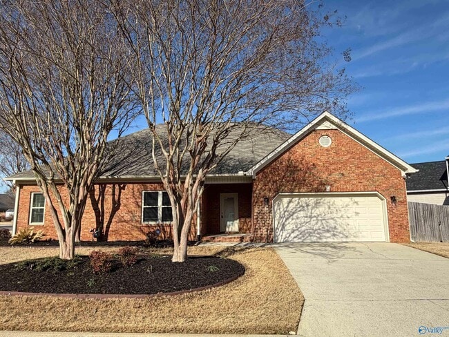 Photo - 945 Tracey Ln