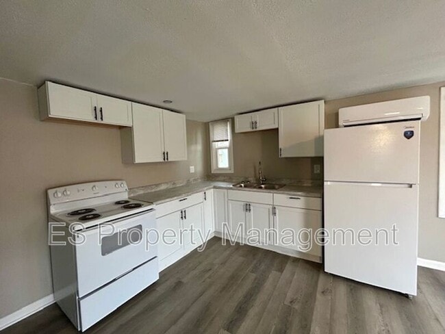 Photo - 1408 Holland St