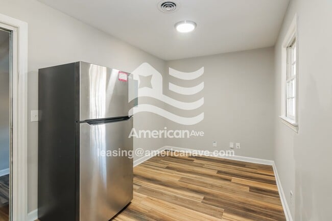 Photo - 4964 Gardiner Dr