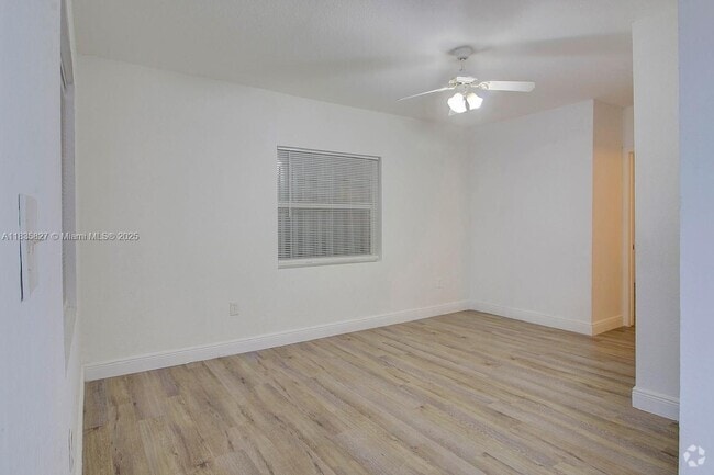 Building Photo - 8329 NW 5th Ave Unit #1 Rental