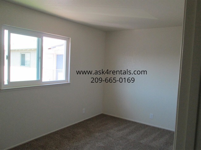 Photo - 200 Northwoods Ave