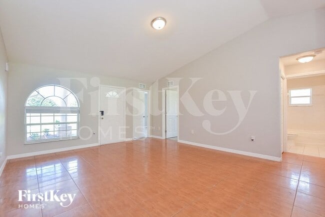 Photo - 719 Wombat Way