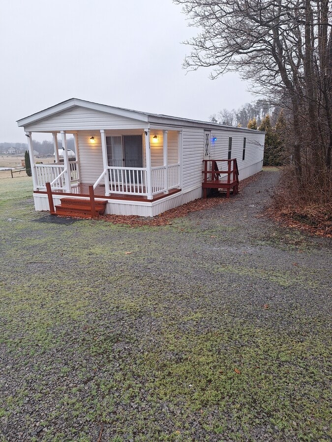 Photo - 174 Veterans Rd