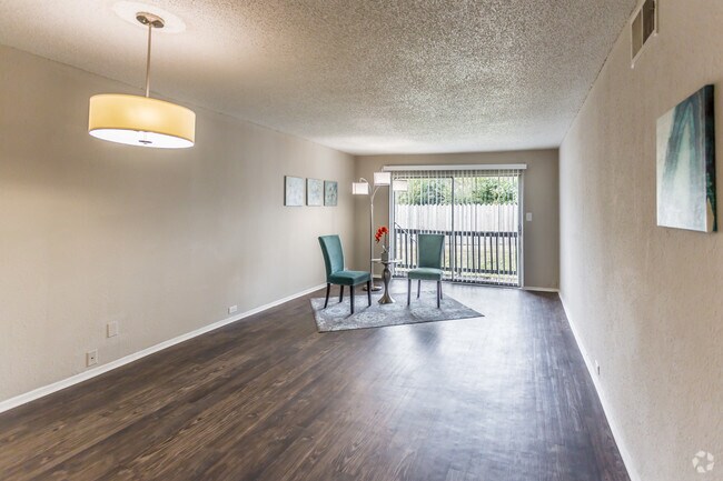 Emerald Ridge Apartments