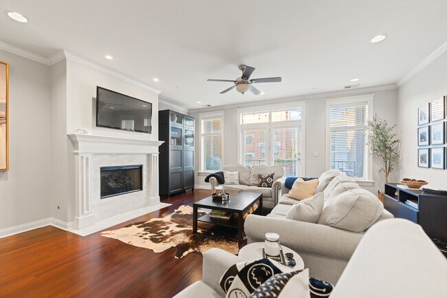 Photo - 3056 N Clybourn Ave Unit 1N