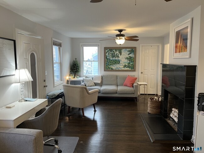 Photo - 58 Annawon Ave