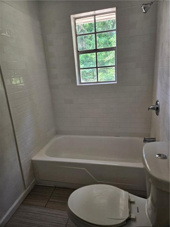 Photo - 340 West Ave