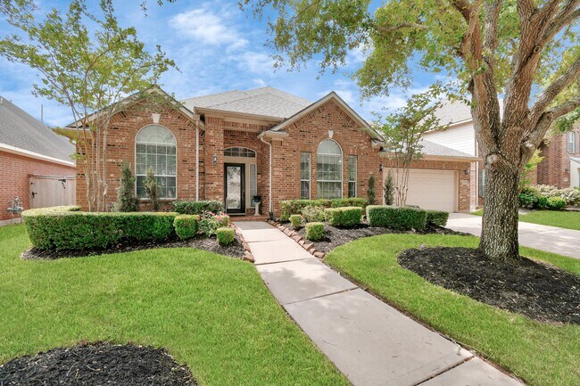 Building Photo - 8030 Crescent Knolls Dr Rental