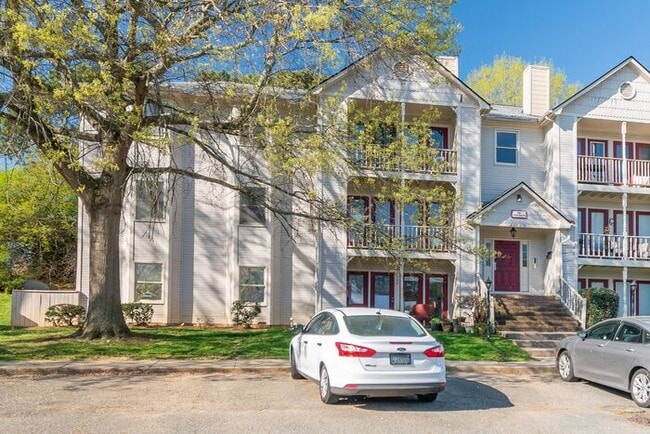 Building Photo - 2 Bed 2 Bath Condo in Charlotte