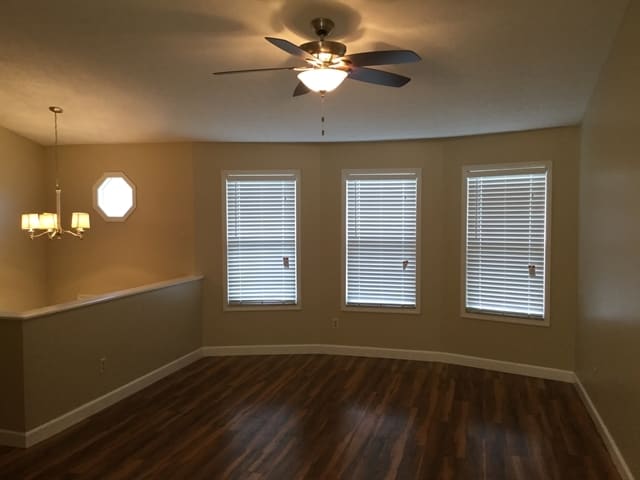 Photo - 242 Monarch Dr