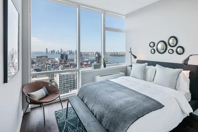 Photo - 540 W 28th St Unit 1106