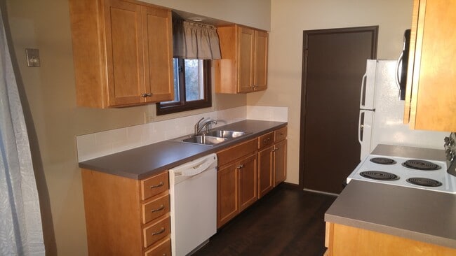 Photo - 1960 Promenade Way