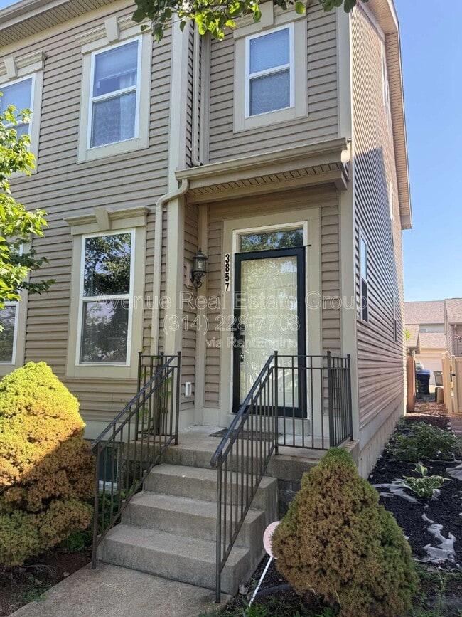 Building Photo - 3857 Blvd Heights Ct