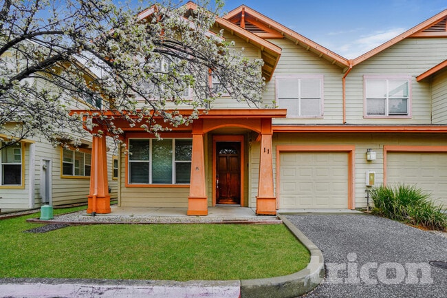 Building Photo - 2280 South Dr