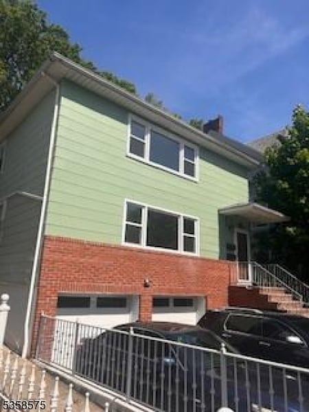Photo - 252 N 6th St House