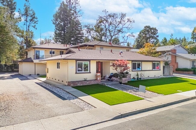 Building Photo - 22434 Salem Ave