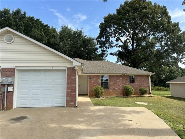 Building Photo - 17060 CR 191 Rental