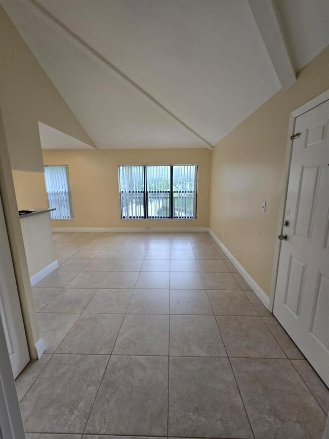 Photo - 8775 NW 39th St Unit 8775