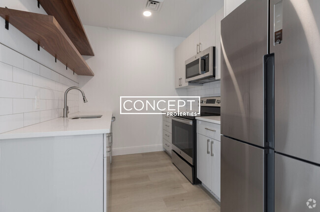 Building Photo - 1 Newcomb St Unit 302CP Rental