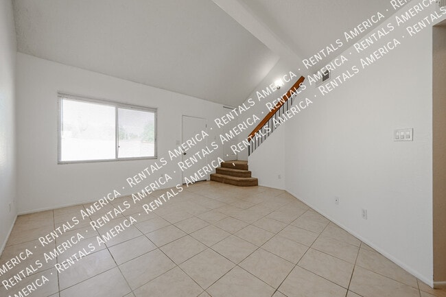 Building Photo - 4120 W Calavar Rd