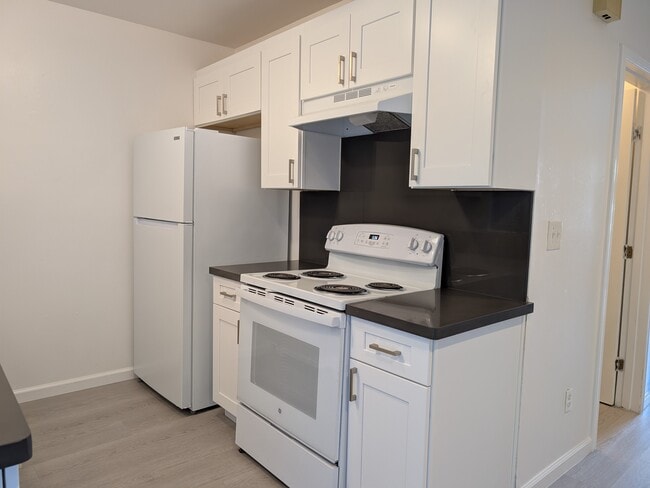 Photo - 129 Grant St Unit 2