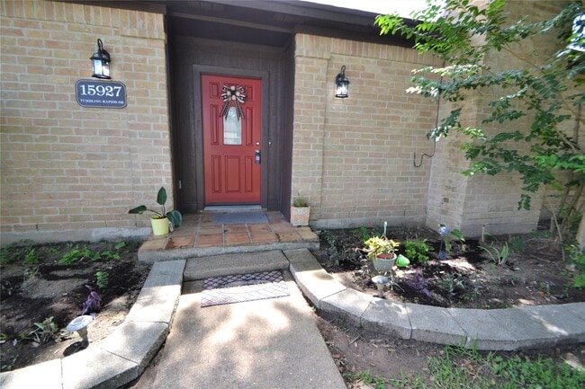 Photo - 15927 Tumbling Rapids Dr