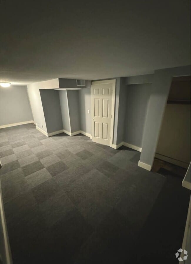 Building Photo - 739 13th Ave S Unit Two Rental