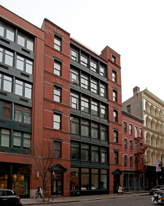 Photo - 150 Greene St