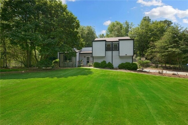 Photo - 3195 Creek Dr