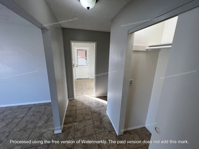 Photo - Nice Home For Rent - Duplex with private yard