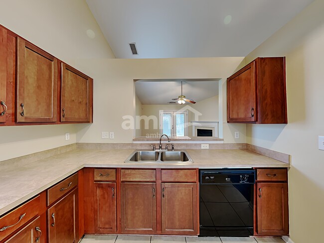 Photo - 3319 Covelo Ct